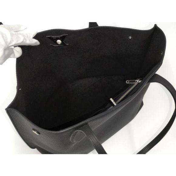 Louis Vuitton LockMe Go Tote Bag Leather Noir Black - Picture 8 of 9